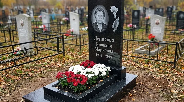 Памятник с гравировкой калл — выполненная работа «Денисова» в Барнауле