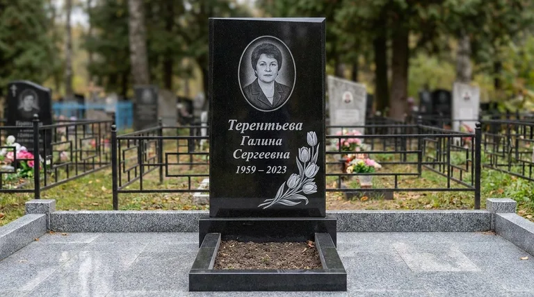Памятник с гравировкой тюльпанов — выполненная работа «Терентьева» в Барнауле