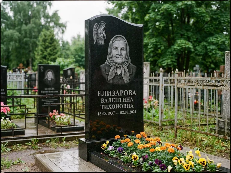 Памятник с гравировкой ангела — гравировка ангела с голубем по диагонали стелы, работа «Пантелеева» в Барнауле