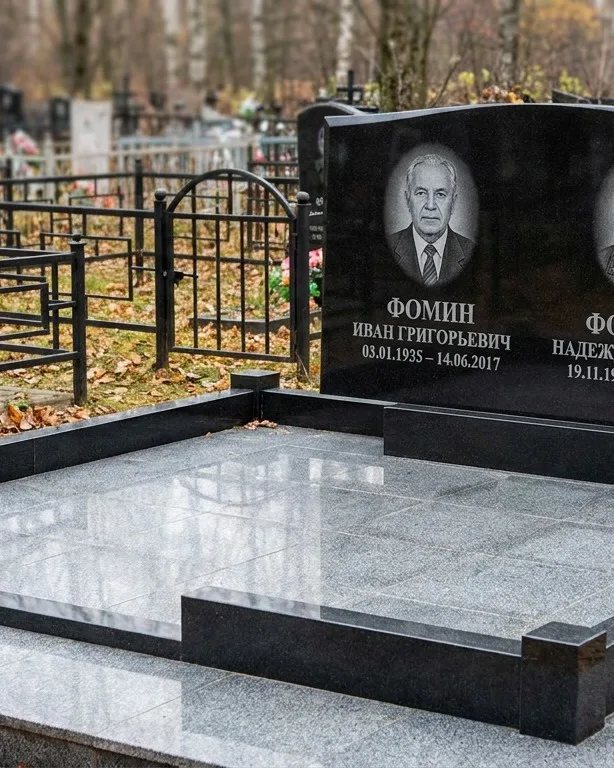Премиум-комплекс под ключ с вазами и скамьёй в Барнауле