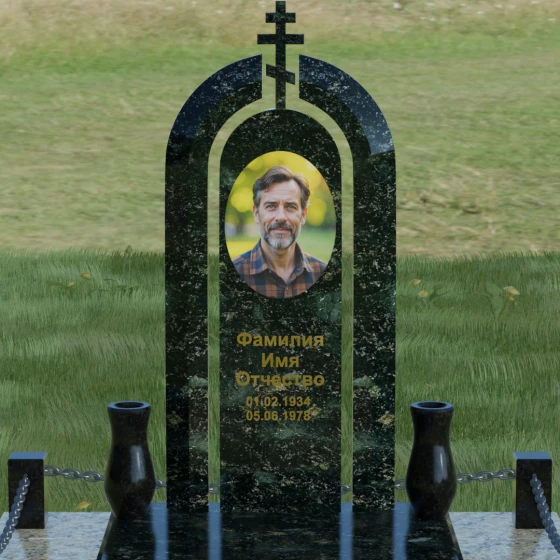 Комбинированный памятник с крестом в Салехарде, гранит Балтик грин