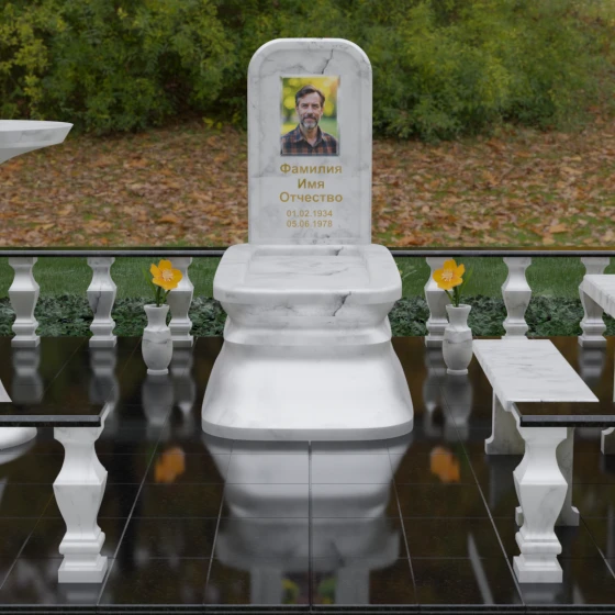 Гранитный мемориал со скругленной стелой, мрамор Тассос, в Якутске