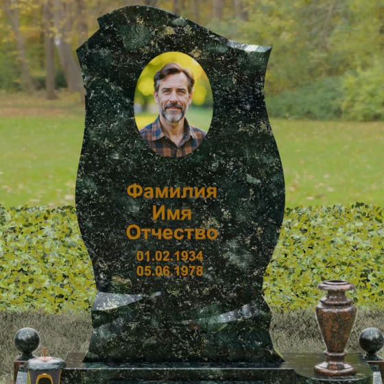 Мемориал с объемной драпировкой и волной из камня, гранит Балтик грин
