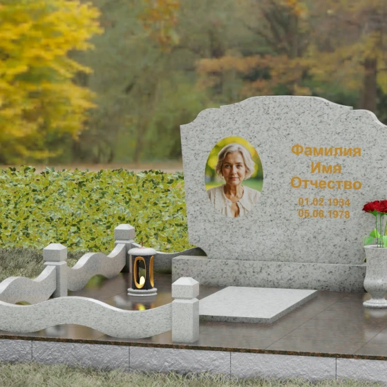Светский гранитный горизонтальный памятник в Ставрополе, гранит Мансуровский, вид 4