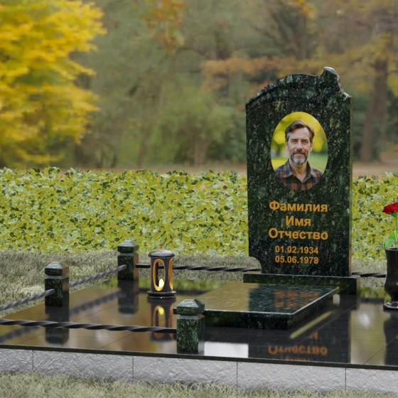 Вертикальный гранитный светский памятник в Альметьевске, гранит Балтик грин, вид 4