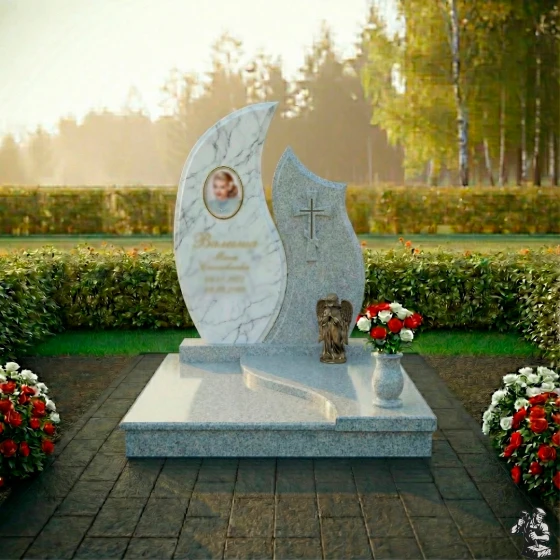 Комбинированный памятник с крестом и ангелом, мрамор Тассос, в Якутске